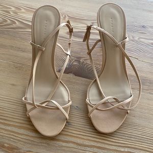 Studio Amelia Nude Sandals worn once and only indoors !